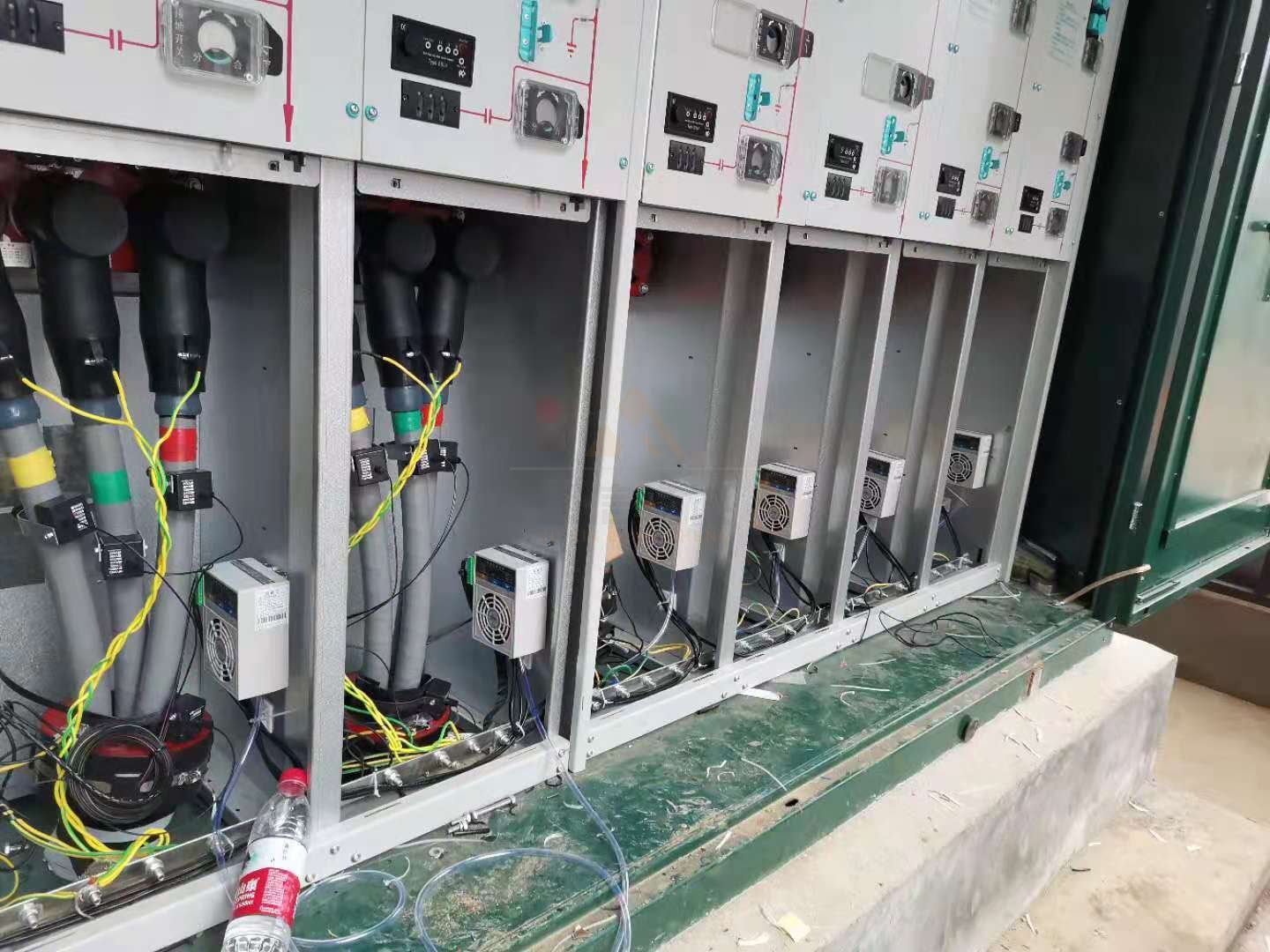 <a href='http://m.prophycup.com' target='_blank'><u>智能除濕裝置</u></a>安裝